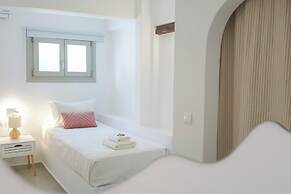 Margarita Studios Ambelas