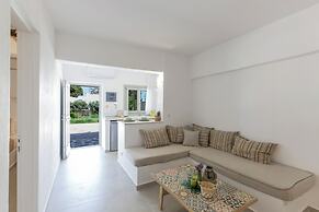 Margarita Studios Ambelas