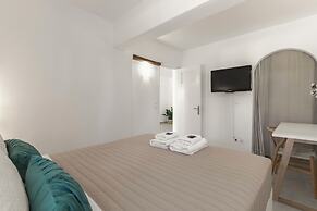 Margarita Studios Ambelas