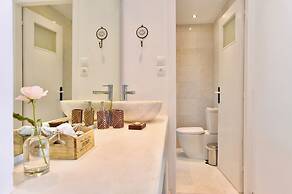 Margarita Studios Ambelas