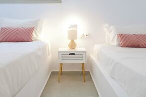 Margarita Studios Ambelas