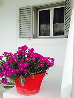 Margarita Studios Ambelas