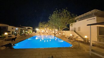 Margarita Studios Ambelas