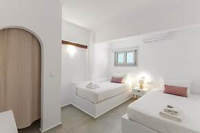 Margarita Studios Ambelas