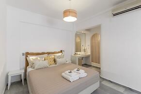 Margarita Studios Ambelas