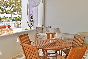 Margarita Studios Ambelas