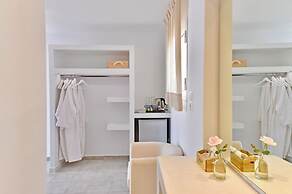 Margarita Studios Ambelas