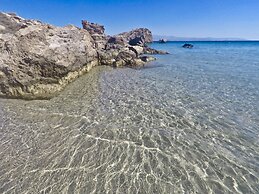 Margarita Studios Ambelas