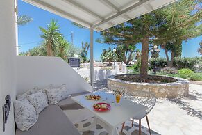 Margarita Studios Ambelas