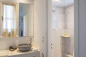 Margarita Studios Ambelas