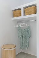 Margarita Studios Ambelas