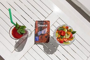 Margarita Studios Ambelas