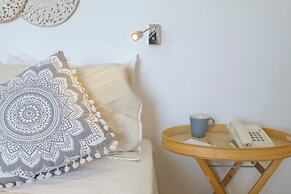 Margarita Studios Ambelas