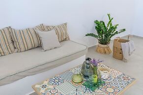 Margarita Studios Ambelas