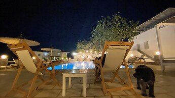 Margarita Studios Ambelas