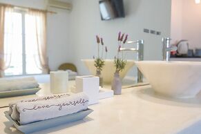 Margarita Studios Ambelas