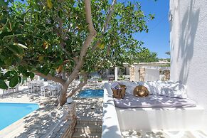 Margarita Studios Ambelas