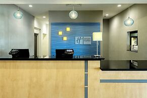 Holiday Inn Express Hotel & Suites Batavia - Darien Lake by IHG