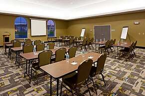 Holiday Inn Express Hotel & Suites Batavia - Darien Lake by IHG