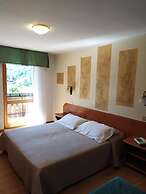 Albergo Ristorante Cacciatori