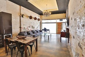 Indulge Apartments - Eighth Street