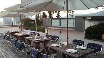 Urban Boutique Hotel