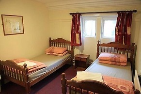 Kinlay House Hostel