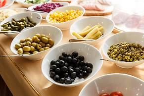 Renion Residence Hotel