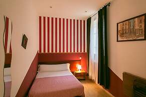 Hostal La Casa de la Plaza