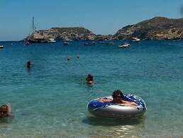 Apollonia Apartments