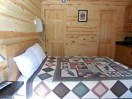 Snake River Cabin Village