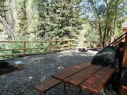 Snake River Cabin Village