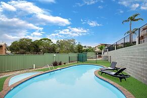 Sapphire Waters Motor Inn