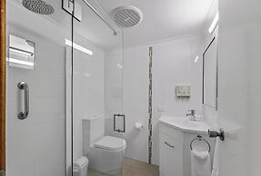 Sapphire Waters Motor Inn