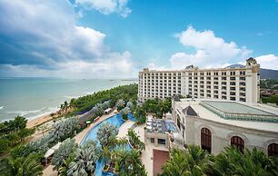 Crowne Plaza Resort Sanya Bay by IHG