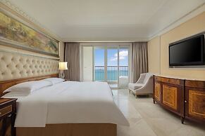 Crowne Plaza Resort Sanya Bay by IHG