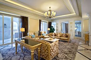 Crowne Plaza Resort Sanya Bay by IHG