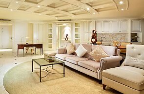 Crowne Plaza Resort Sanya Bay by IHG