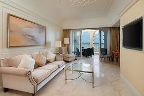 Crowne Plaza Resort Sanya Bay by IHG