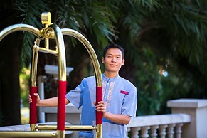 Crowne Plaza Resort Sanya Bay by IHG