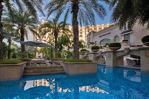 Crowne Plaza Resort Sanya Bay by IHG