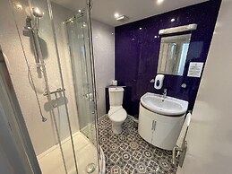 The Jubilee Hotel East- with Spa Facilities