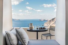 Porto Fira Suites