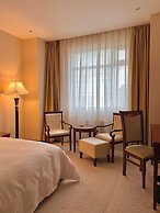 Beijing Palace Soluxe Hotel Astana