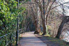 The Glen Mhor Apartments