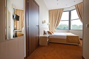 SkyPoint Sheremetyevo Hotel