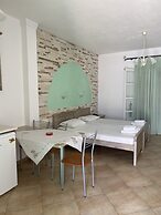 Annita's Village Hotel