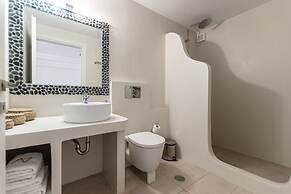 Annita's Village Hotel