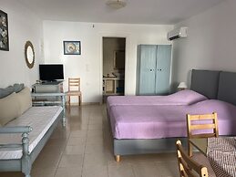 Annita's Village Hotel