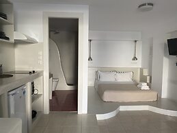 Annita's Village Hotel